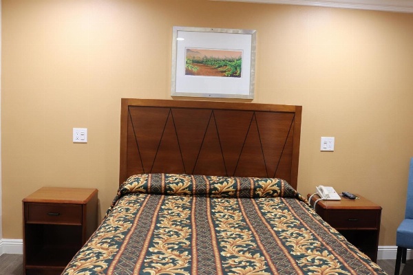 Fullerton Lodge image 16